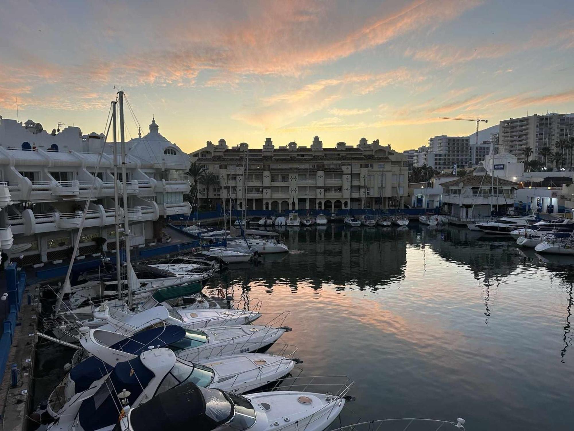 Nice Apartament In Puerto Marina بينالماذينا المظهر الخارجي الصورة